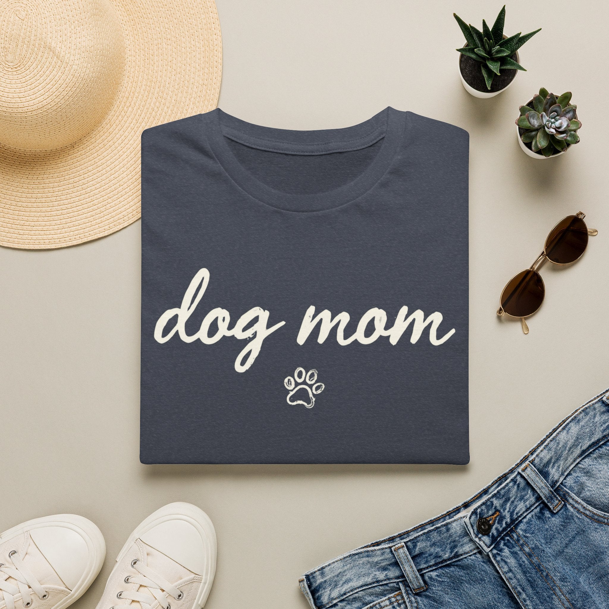 Dog Mom Paw T-Shirt